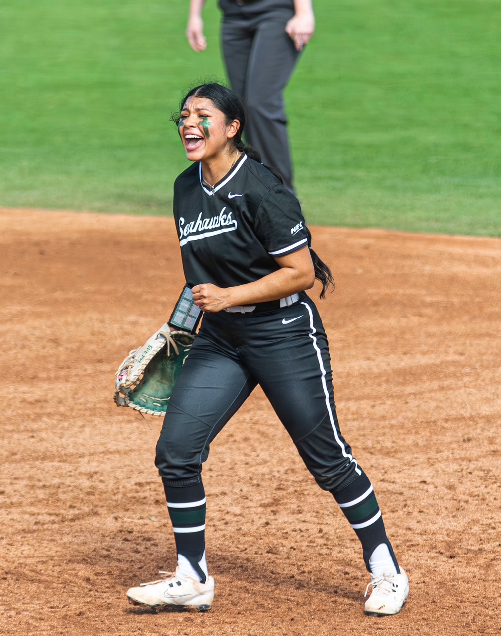 Geanice Morales celebrating on field